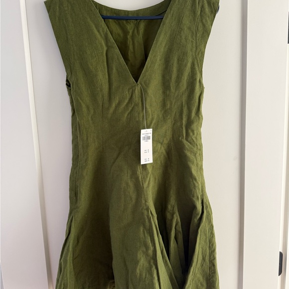 NWT Abercrombie & Fitch dress - Picture 3 of 5